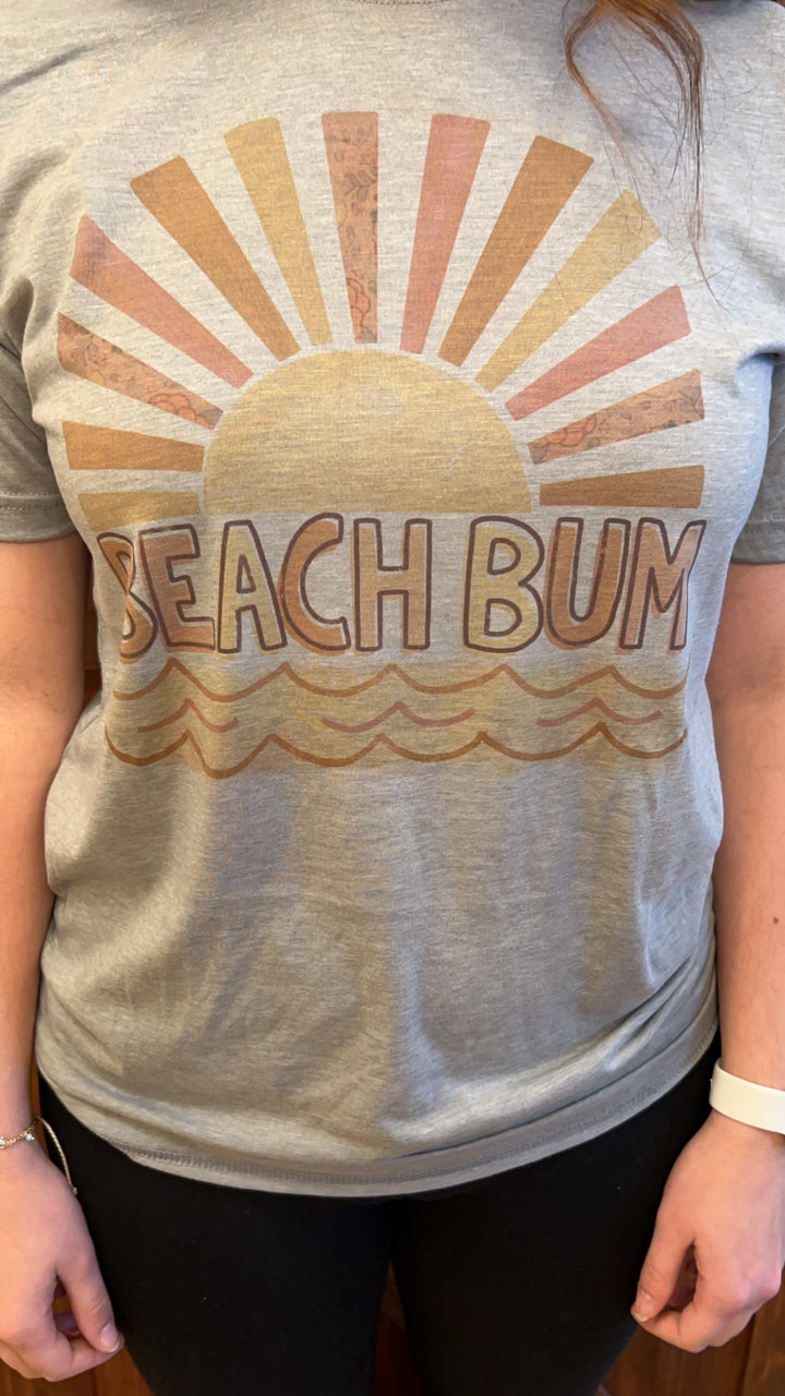 BEACH BUM GRAPHIC TEE
