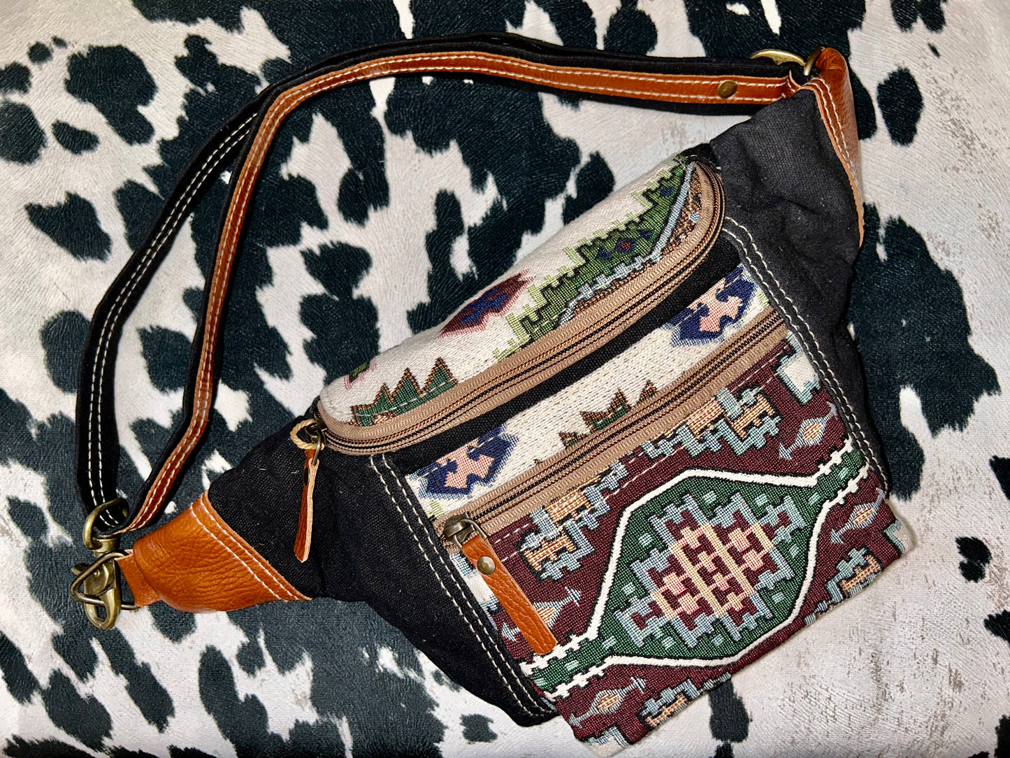 Heather Chest Bag