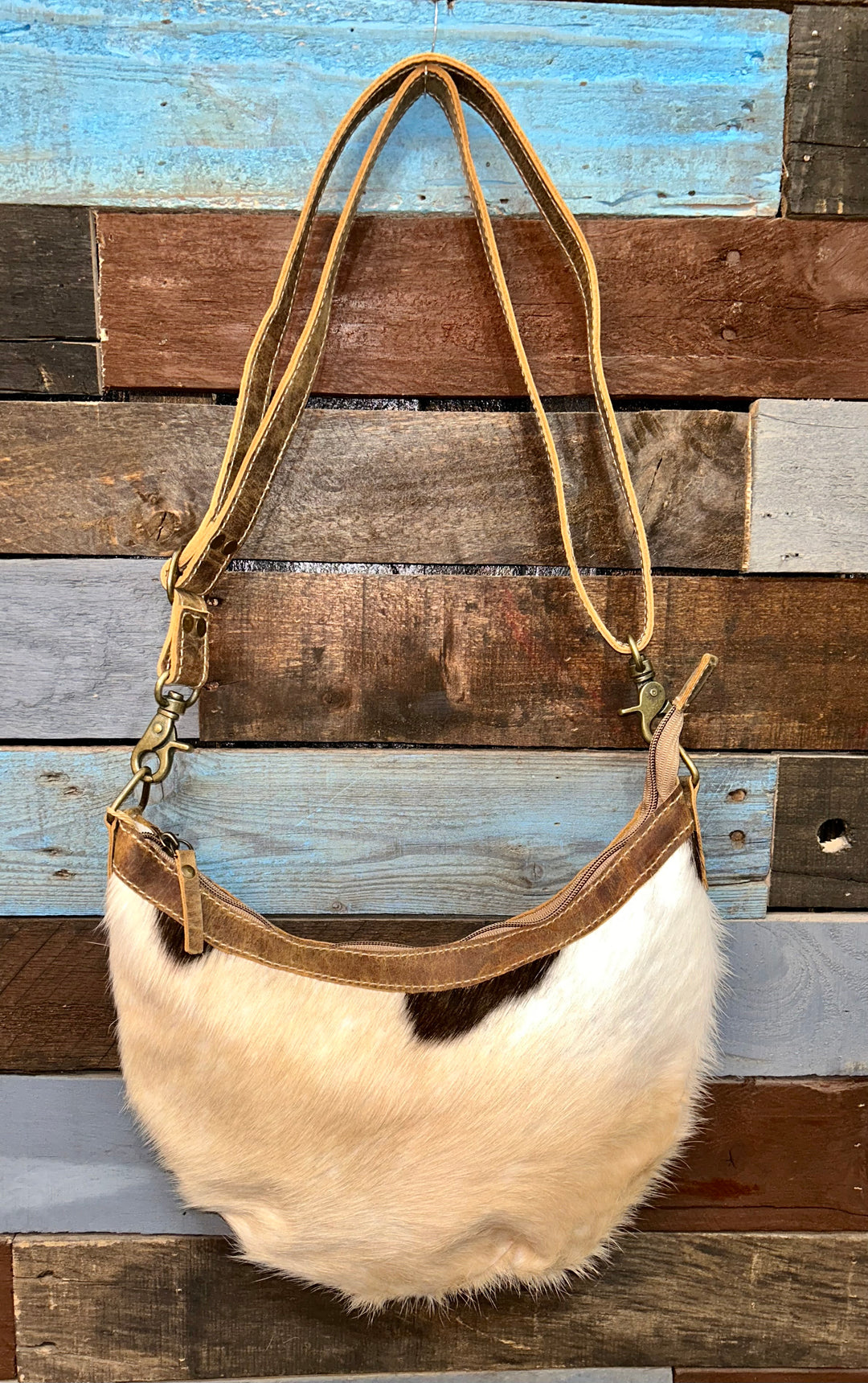 YERIK SHOULDER BAG