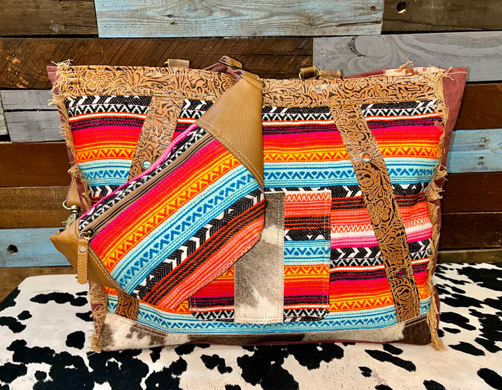 SUMMER SUNSET WEEKENDER BAG