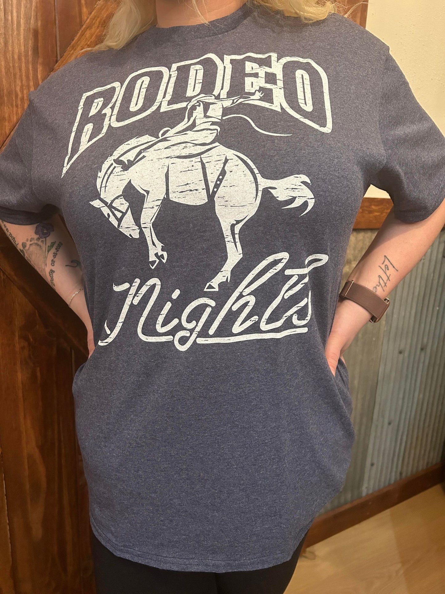 RODEO NIGHTS GRAPHIC TEE