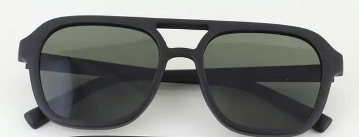 CLASSIC AVIATOR SUNGLASSES