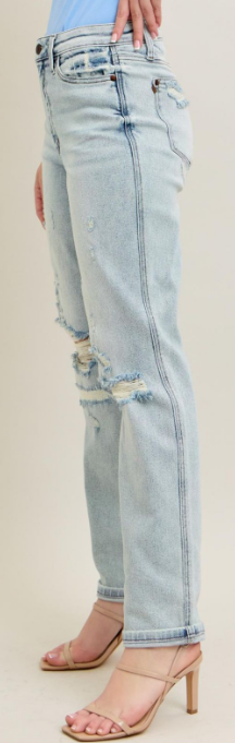 BRINLEY DESTROYED BOYFRIEND JEANS