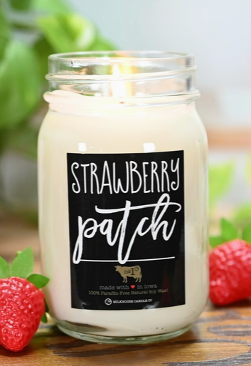 STRAWBERRY PATCH 13OZ MASON JAR SOY CANDLE