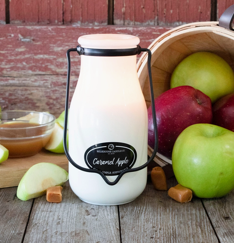 CARMEL APPLE 14 OZ MILKBOTTLE SOY CANDLE