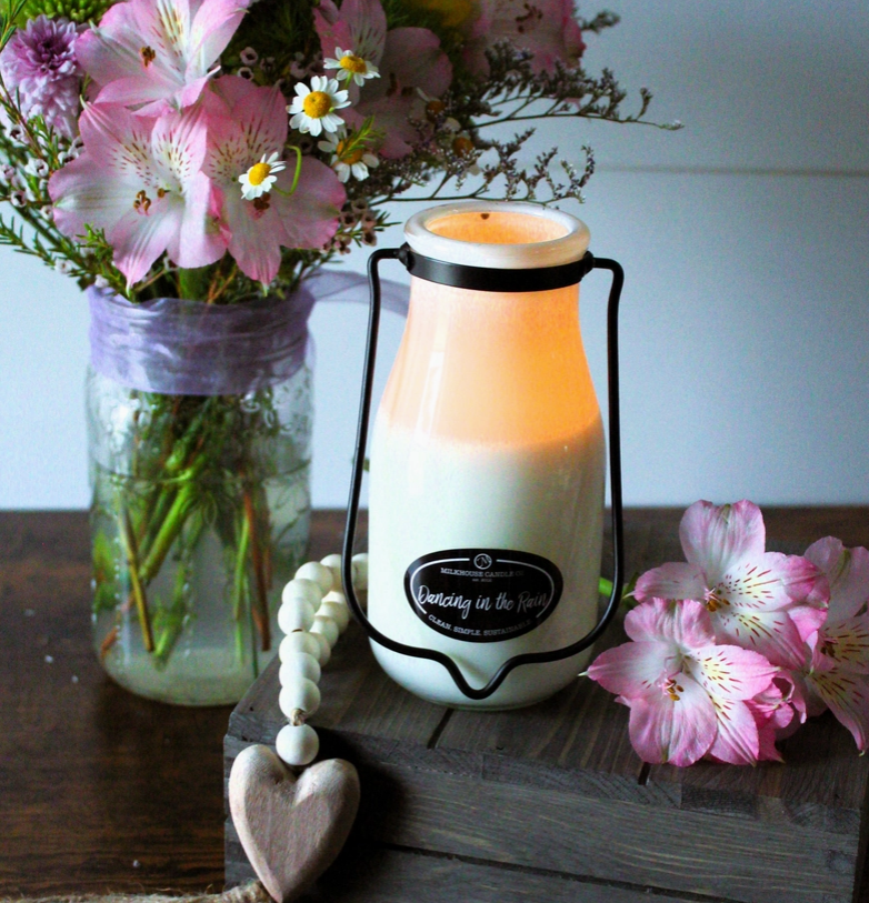 DANCING IN THE RAIN 14OZ MILKBOTTLE SOY CANDLE