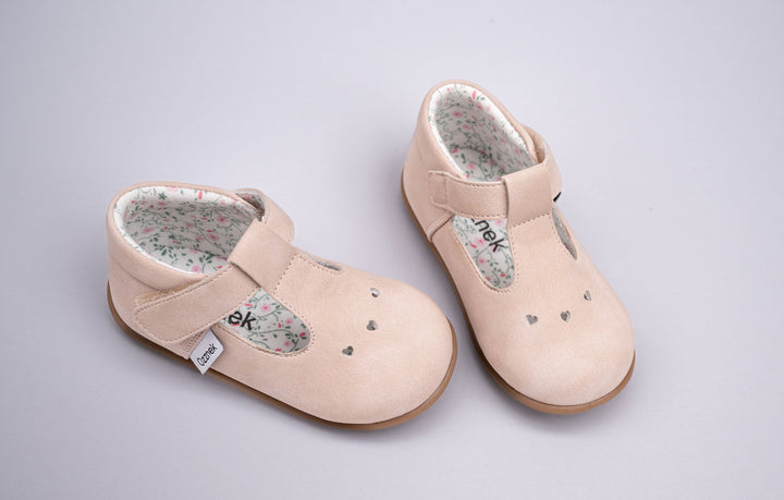 Slip-On Toddler Shoes – Comfortable and Easy to Wear | Jollie