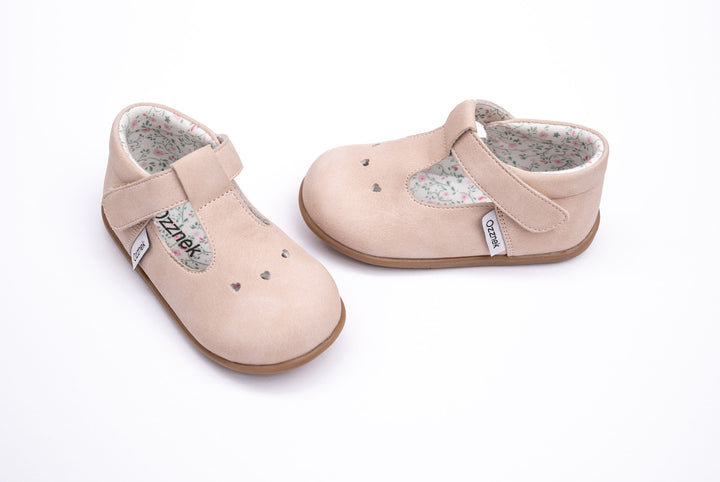 Slip-On Toddler Shoes – Comfortable and Easy to Wear | Jollie