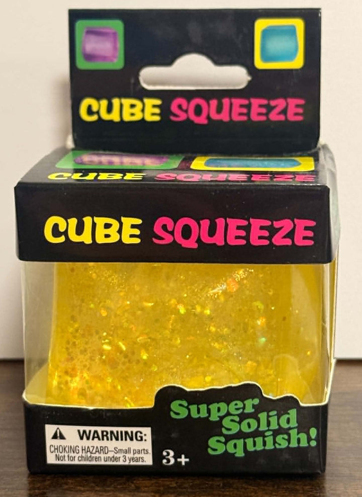 GLITTER SQUEEZE CUBE