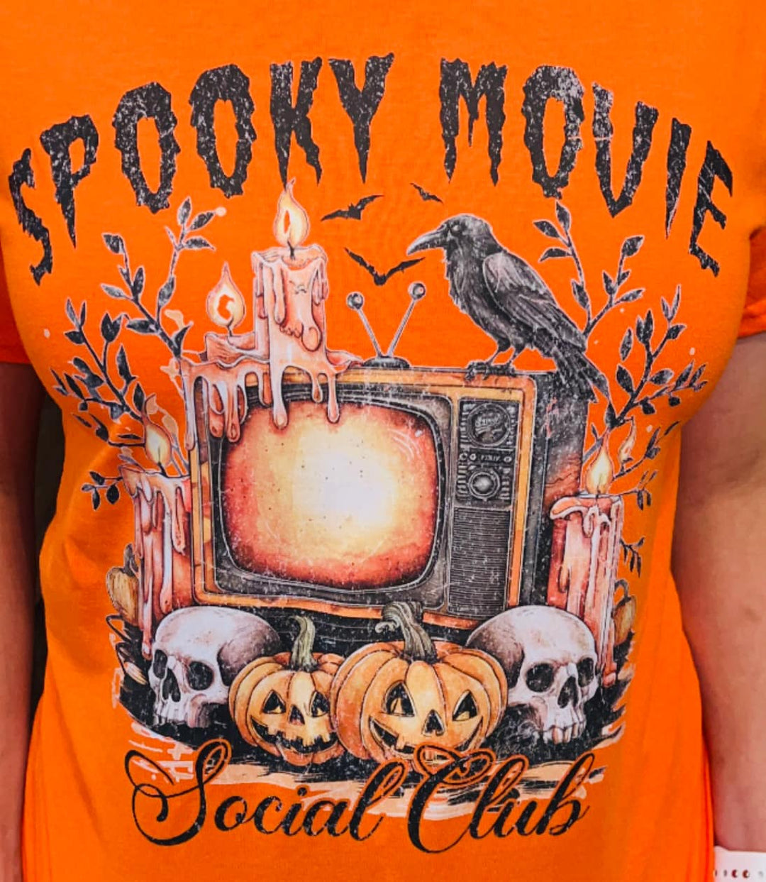 SPOOKY MOVIE GRAPHIC TEE