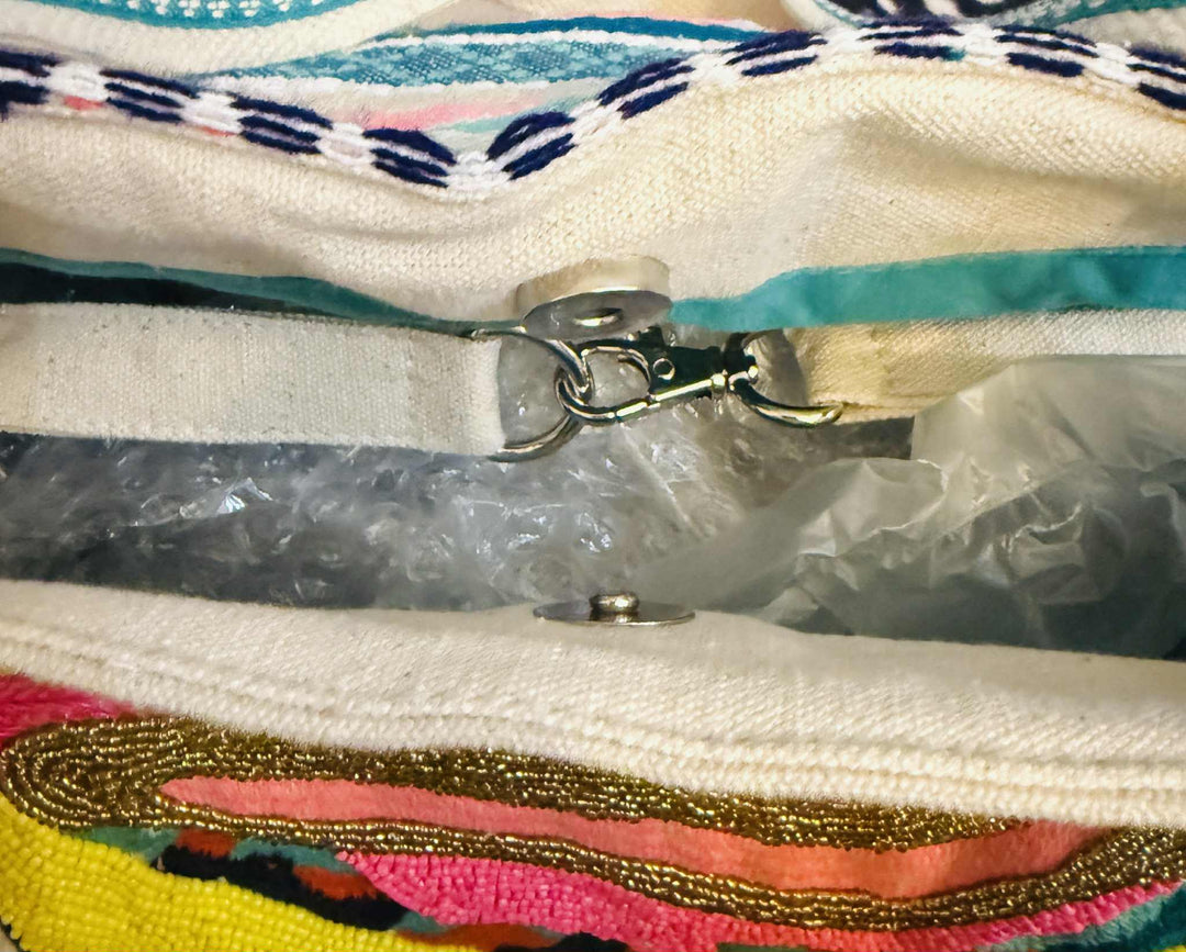 NEON SUMMER WEEKENDER