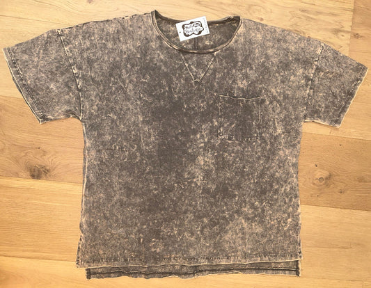 CHARCOAL POCKET ACID WASH TEE