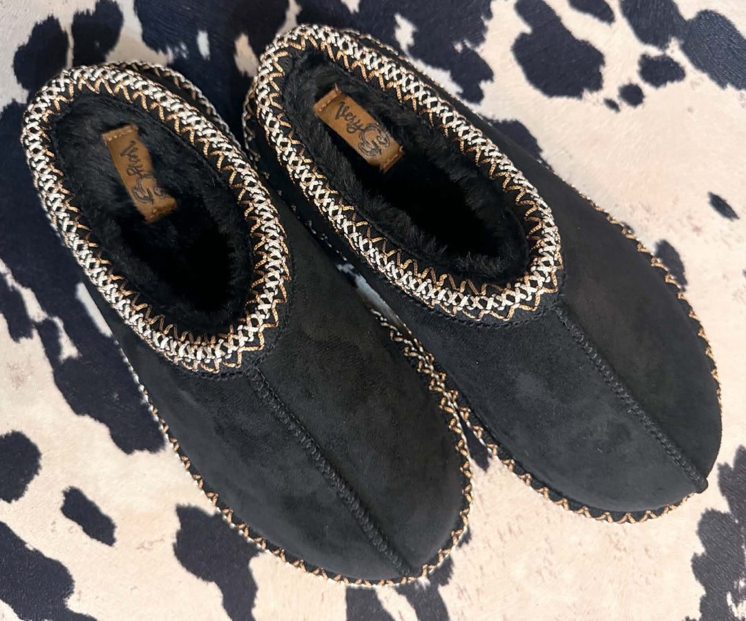 BLACK SHEEP SLIPPER SHOES