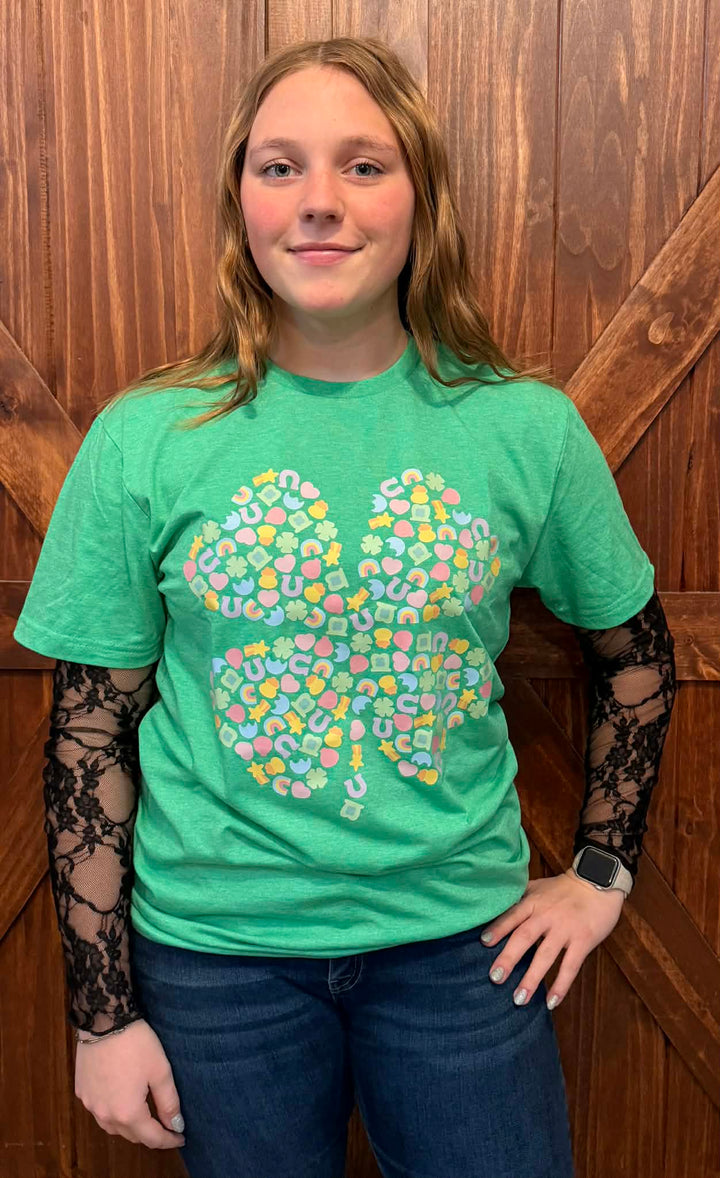 LUCKY CHARMS CLOVER GRAPHIC TEE