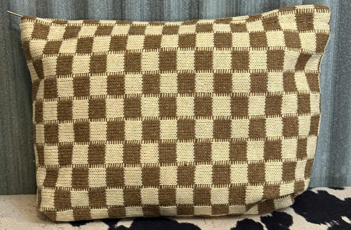 RETRO CHECKERED MAKEUP BAG