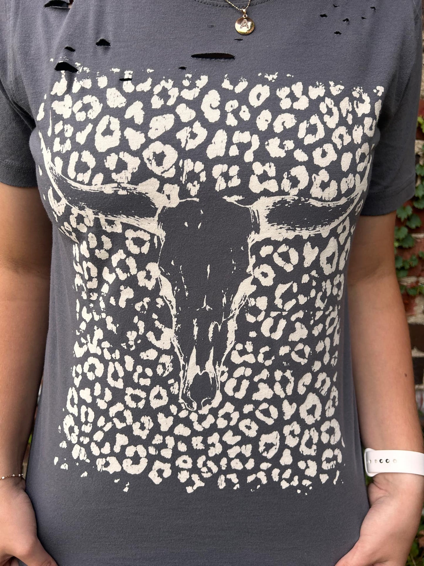 LEOPARD COW SKULL GRAPHIC TEE