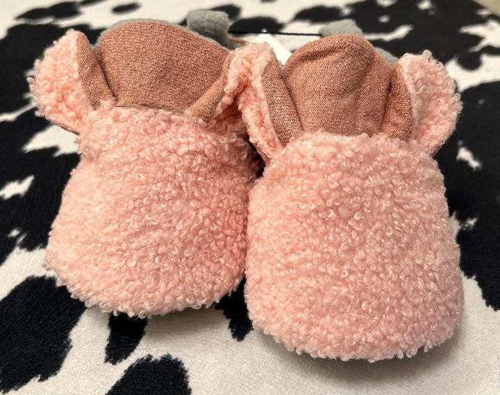 BABY COW FLEECE BOOTS