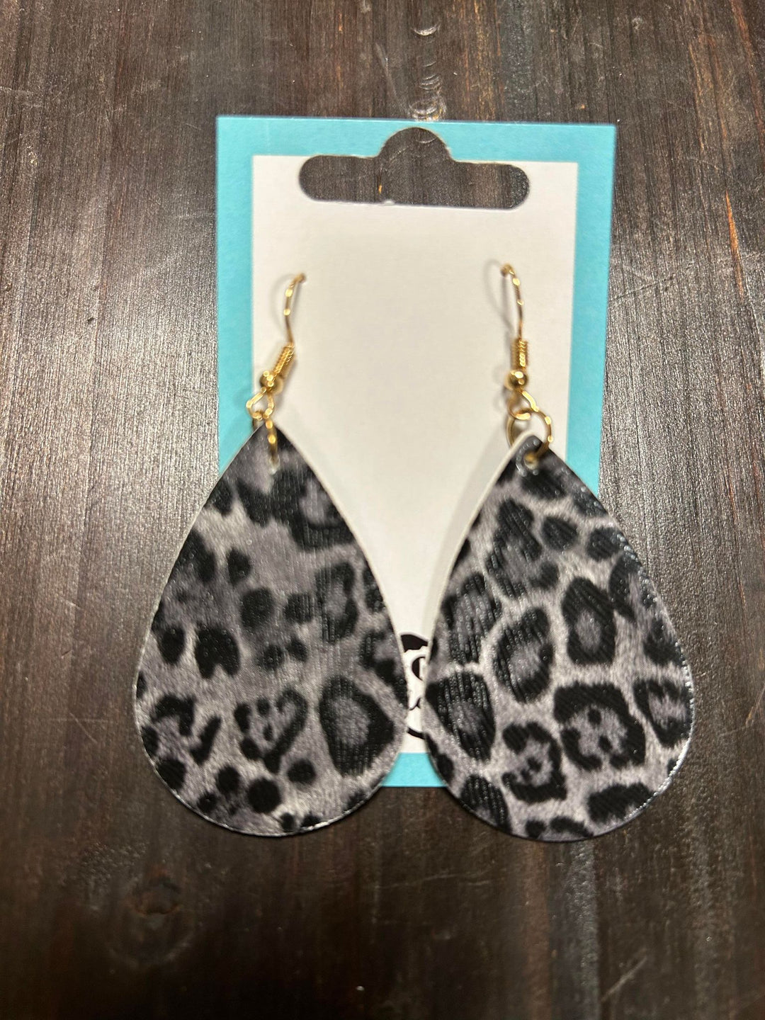 ANIMAL PRINT TEAR DROP EARRINGS